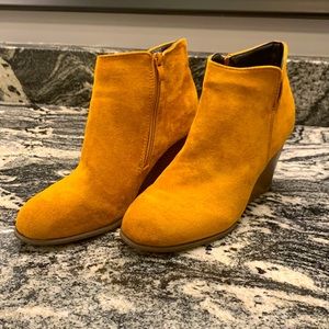 Orange Brown Wedge Ankle Boots / Booties Size 7.5 NEVER WORN